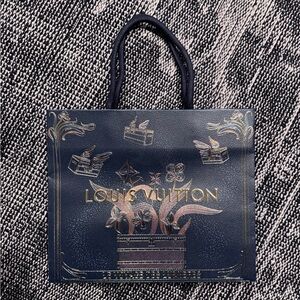 Louis Vuitton Holiday Shopping Bag 2025